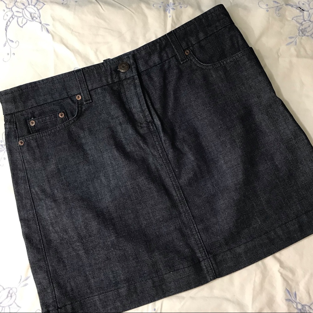 J Crew Women’s Size 32 Dark Wash Denim Mini Skirt